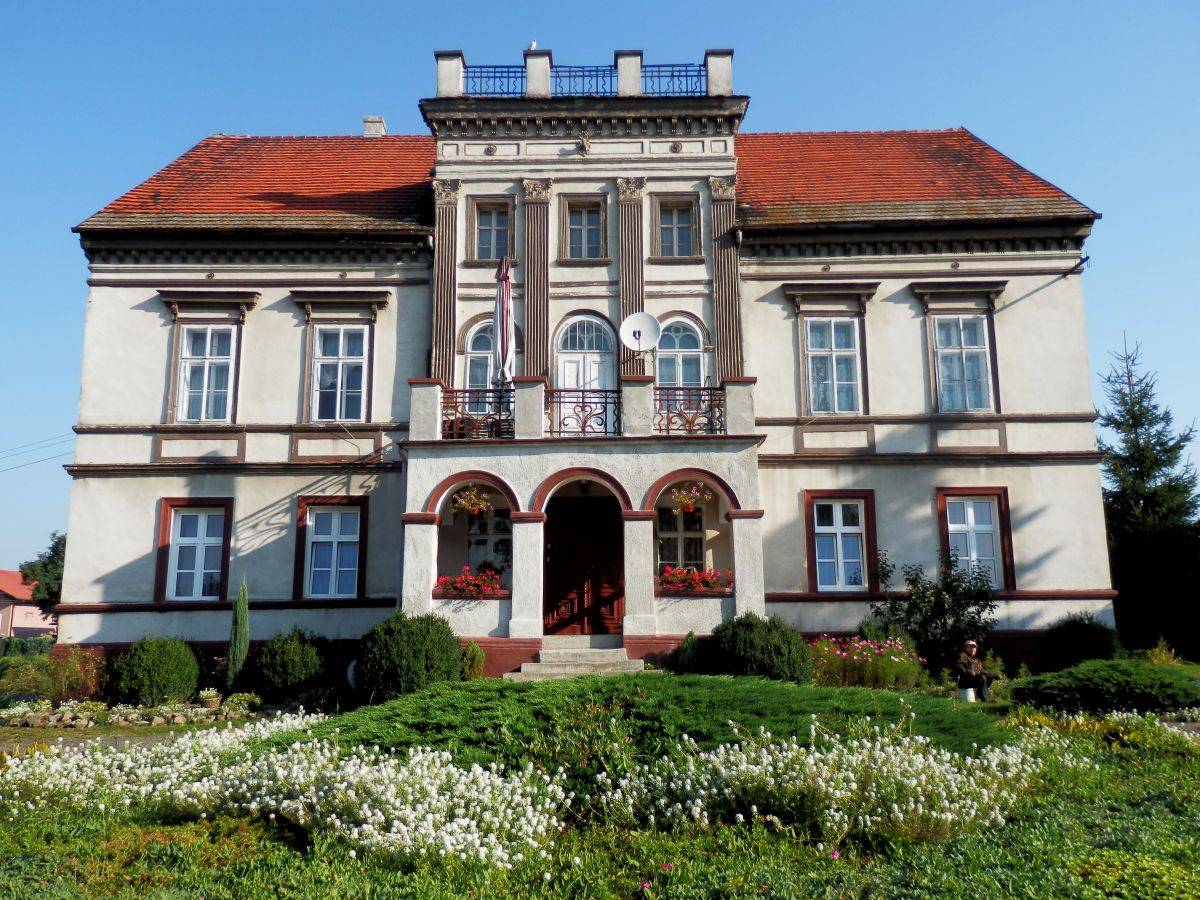 Dworek na wynajem długoterminowy pod dom seniora