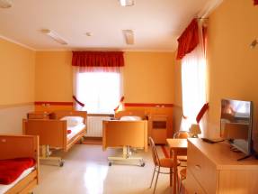 Dolnośląski Ośrodek Opieki Międzypokoleniowej