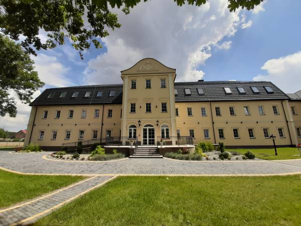 Pałac Seniora w Raszkowie