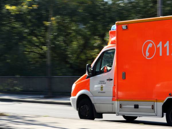 Transport medyczny - bezpieczny transport dla seniora