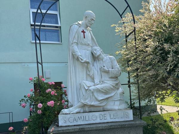 Dom Opieki Zgromadzenia Córek Św. Kamila W Opolu