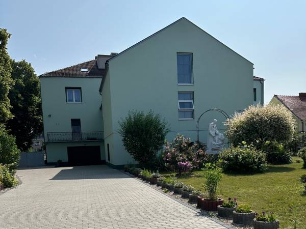 Dom Opieki Zgromadzenia Córek Św. Kamila W Opolu