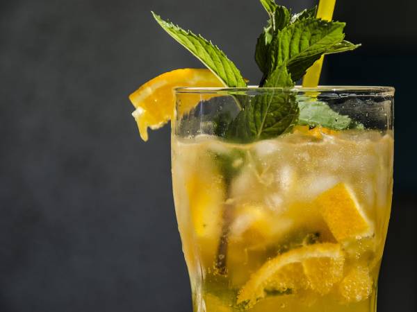 Letnia dieta seniora - co jeść, aby nie dać się upałom