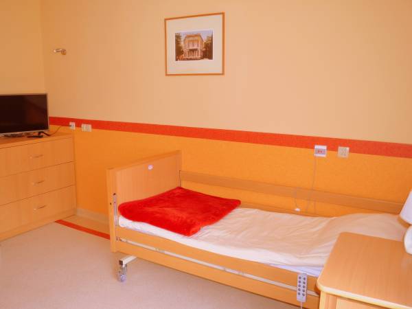 Dolnośląski Ośrodek Opieki Międzypokoleniowej