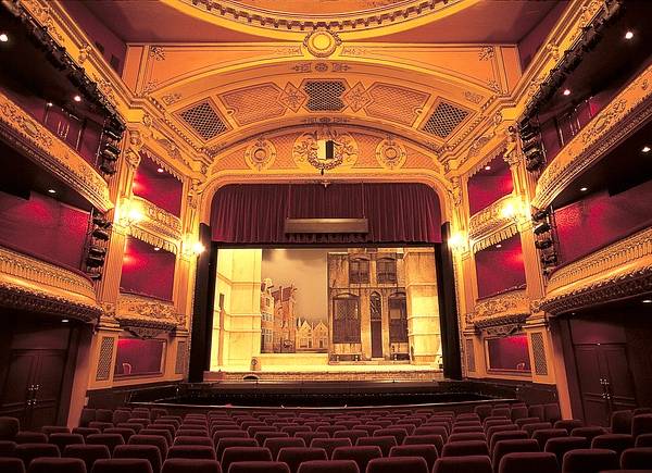 Skok w bok - Teatr Capitol w Warszawie