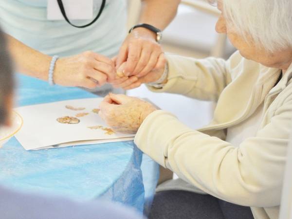 Czy to Alzheimer? - poradnik na Światowy Dzień Choroby Alzheimera