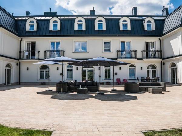 Dom Opieki i Rehabilitacji Pałac